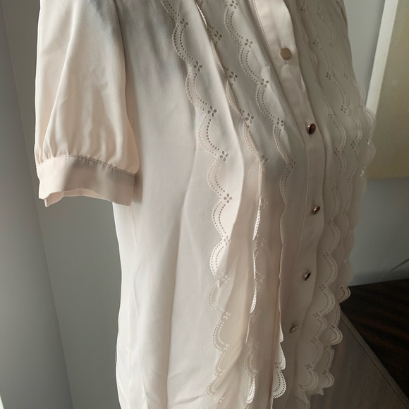 Pink Martini ruffle blouse with rose gold buttons - Picture 3 of 4